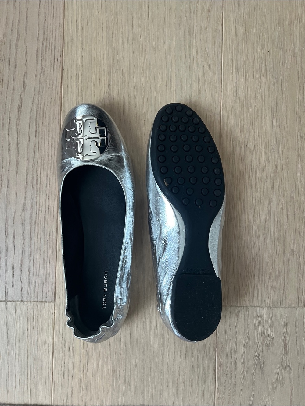 Tory Burch Silver Logo Leather Ballet Flats - Picture 3 of 5